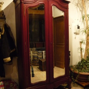 armoire ancienne .L'atelier de valérie . Création artisanale . Pièce unique . Domessin . Savoie . France